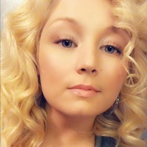 Meet your Posher, Destiny